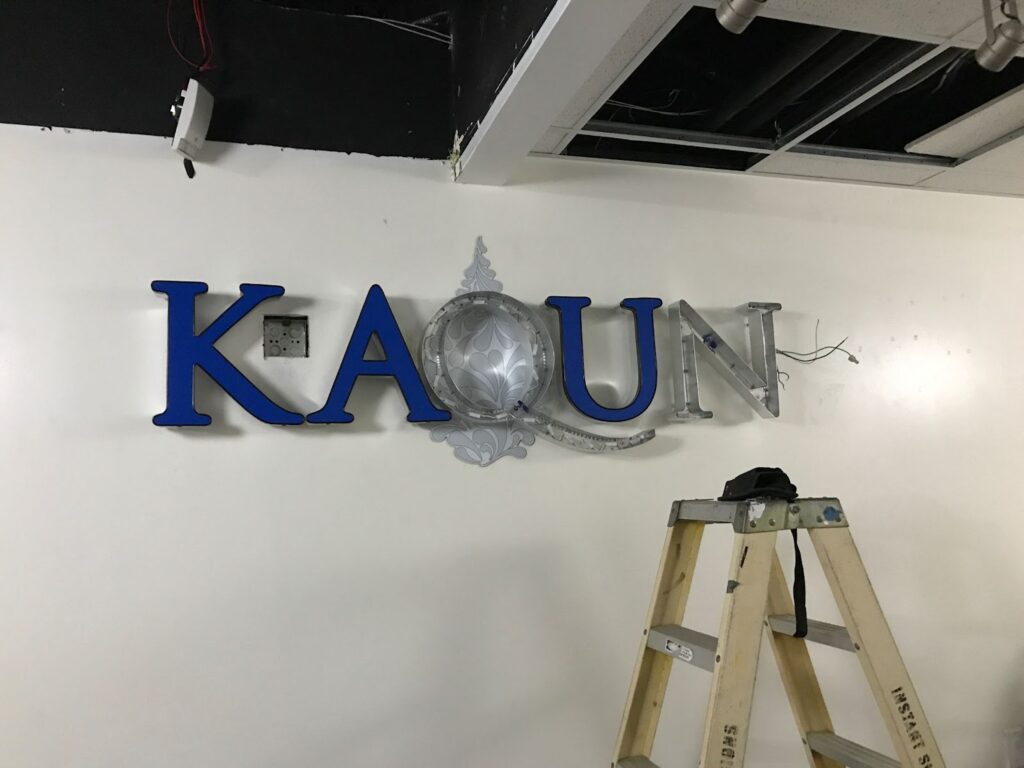 Business sign installation in Orange County